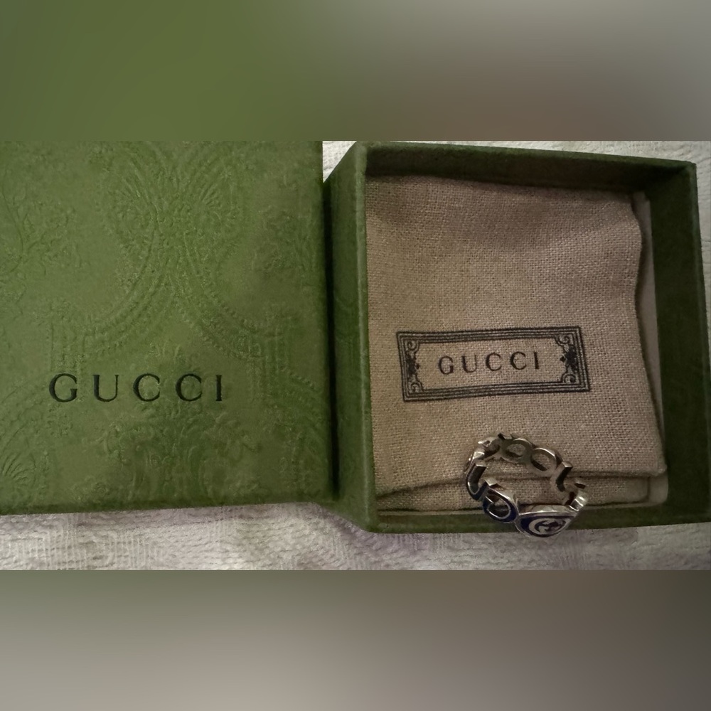 Gucci Sterling Silver and Blue GG Logo Ring - Picture 4 of 8
